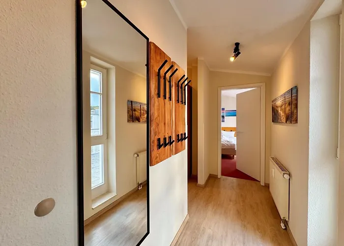 Apartment 393, Seepark *