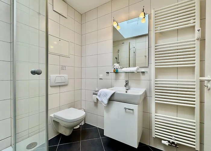 Apartment 393, Seepark